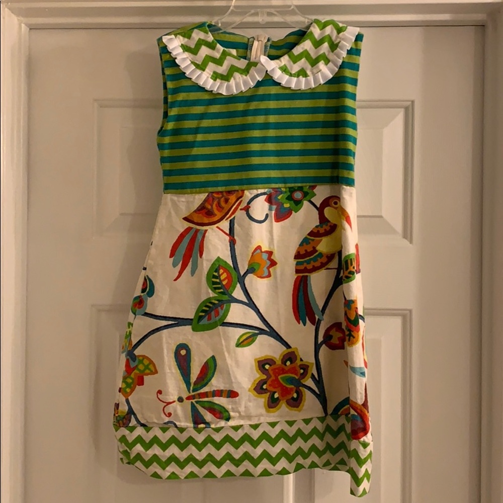 Adorable girls dress